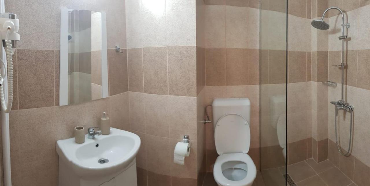 Apartament Posada Curtea de Argeş Exteriör bild